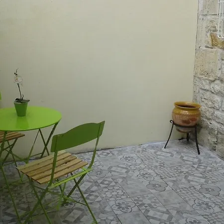 Alize Apartment